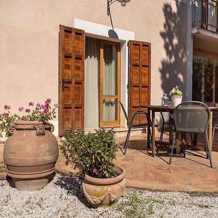 Apartment In Nature,10Min From City Perugia Bagian luar foto