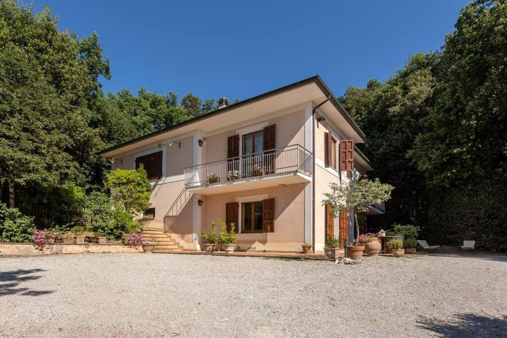 Apartment In Nature,10Min From City Perugia Bagian luar foto